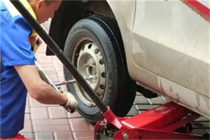 蓝山附近拖车24小时服务热线电话