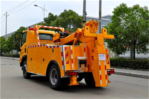 蓝山高速路拖车费