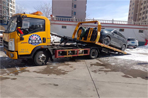 蓝山救援拖车费用怎么算